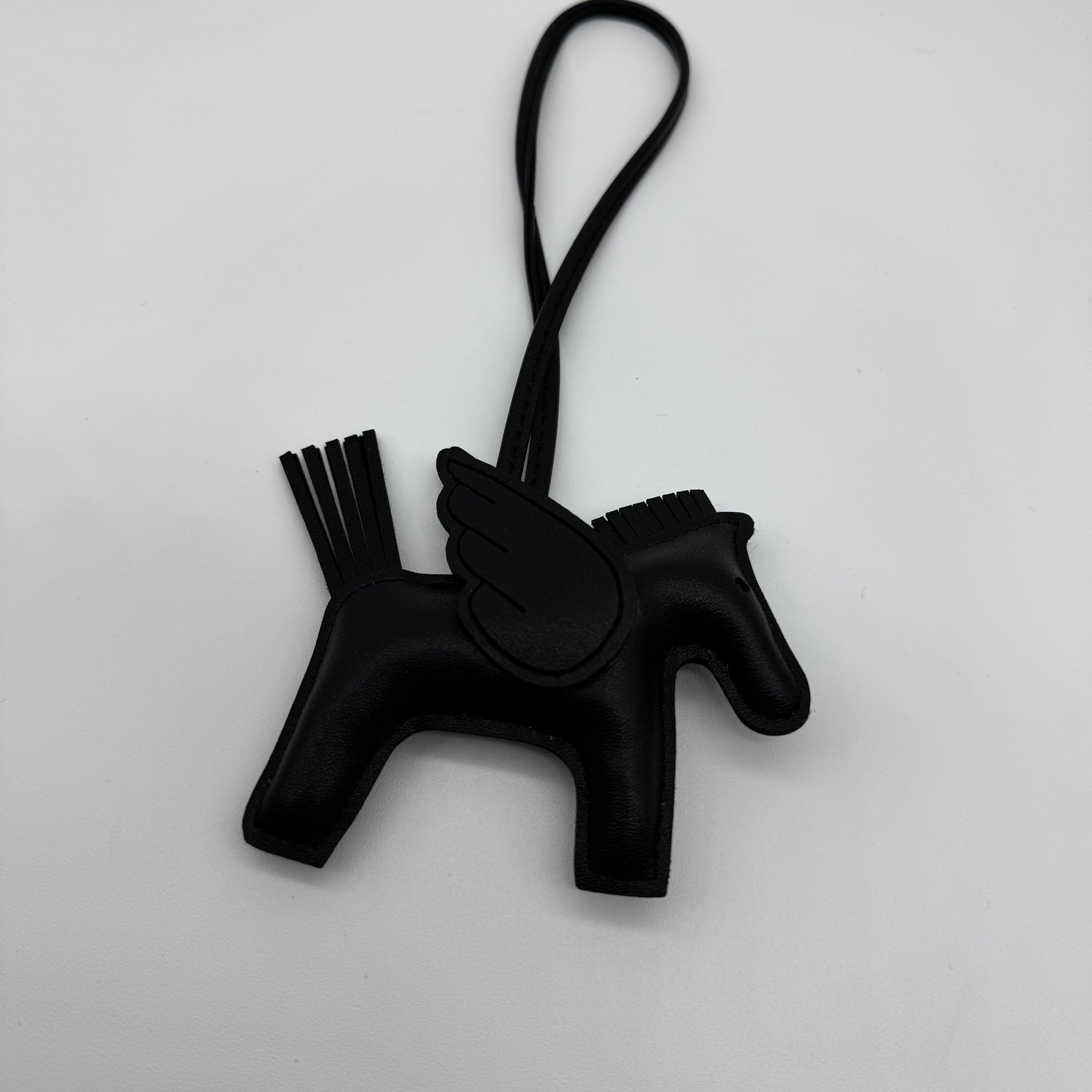 HORSE AZABACHE