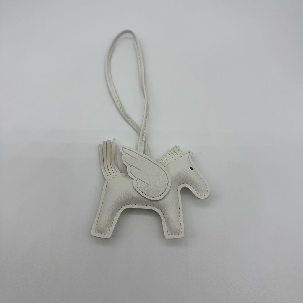 HORSE NUBE