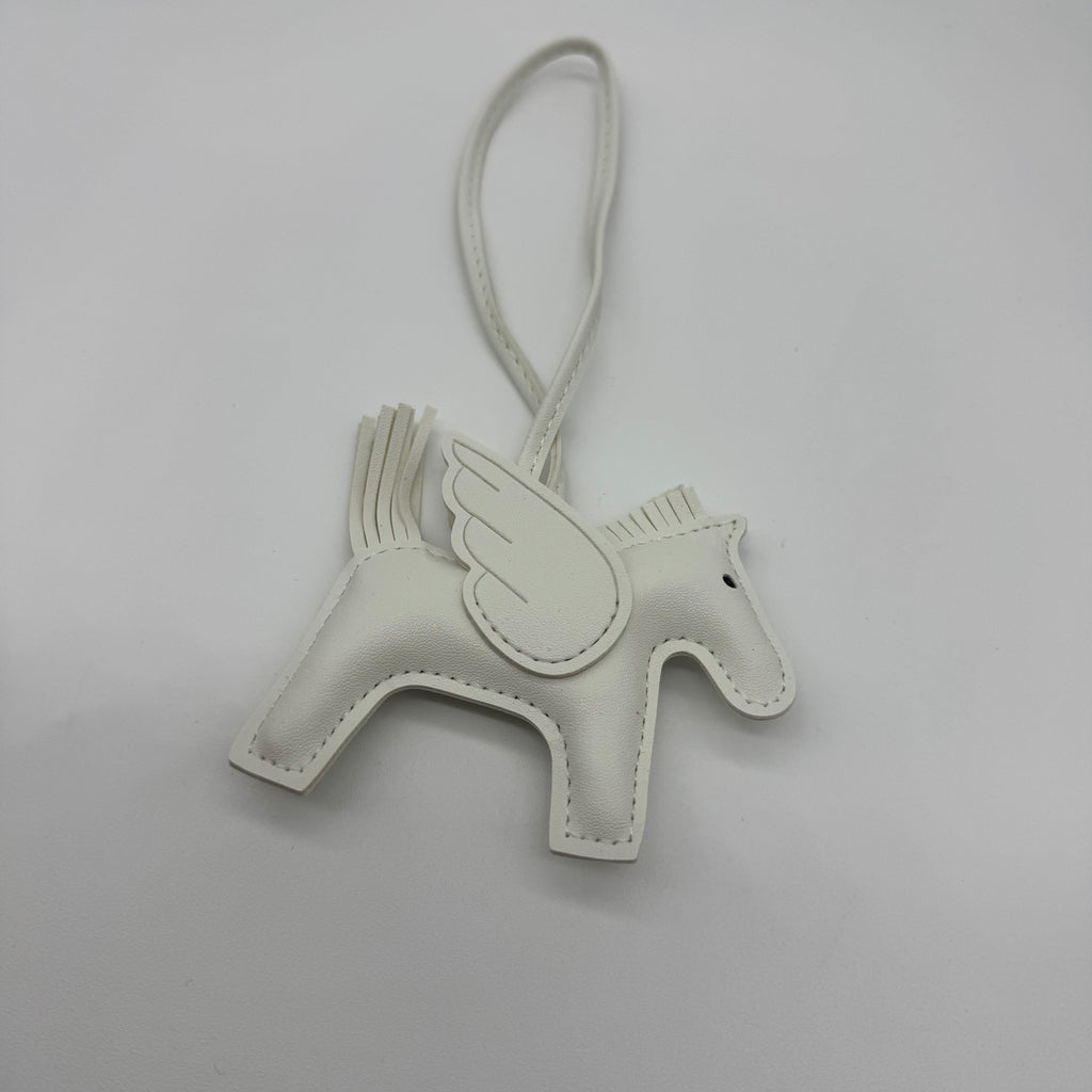 HORSE NUBE